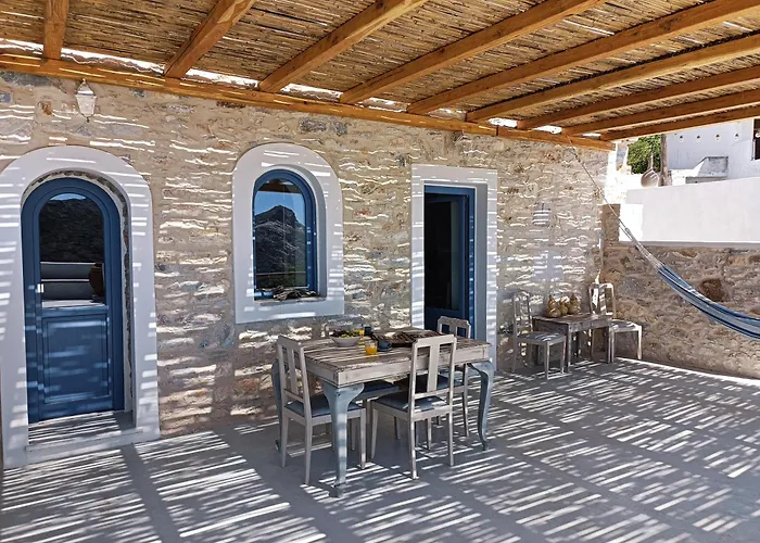 1875 Panoramic Stone House Prázdninový dům Filótion