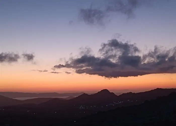 1875 Panoramic Stone House * Filotion